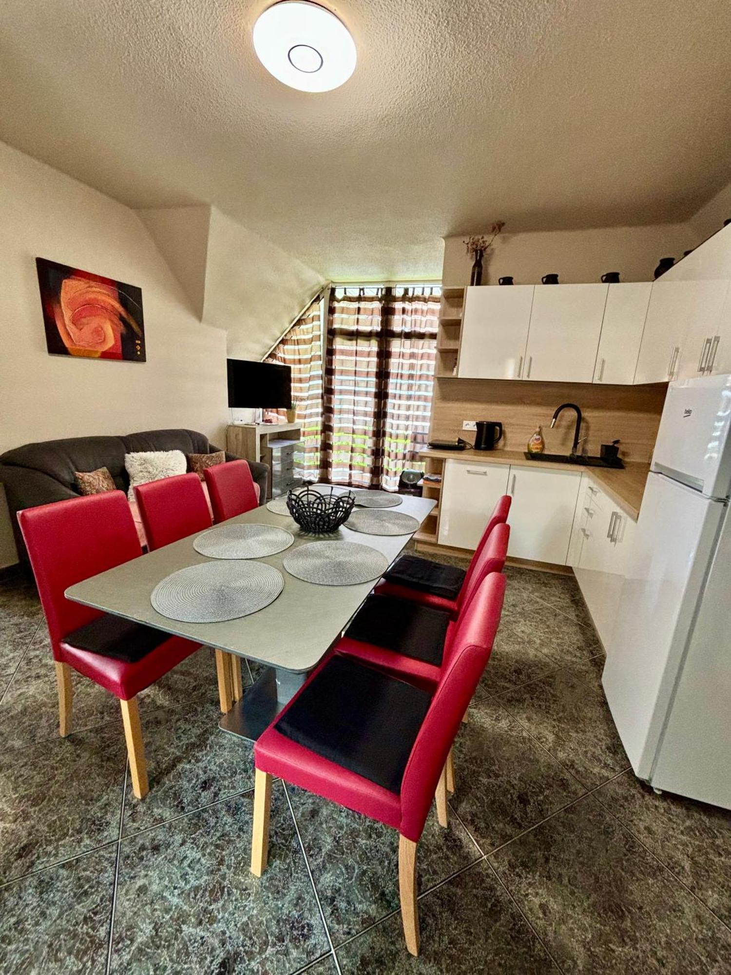 Vanessa Apartman Siófok Extérieur photo